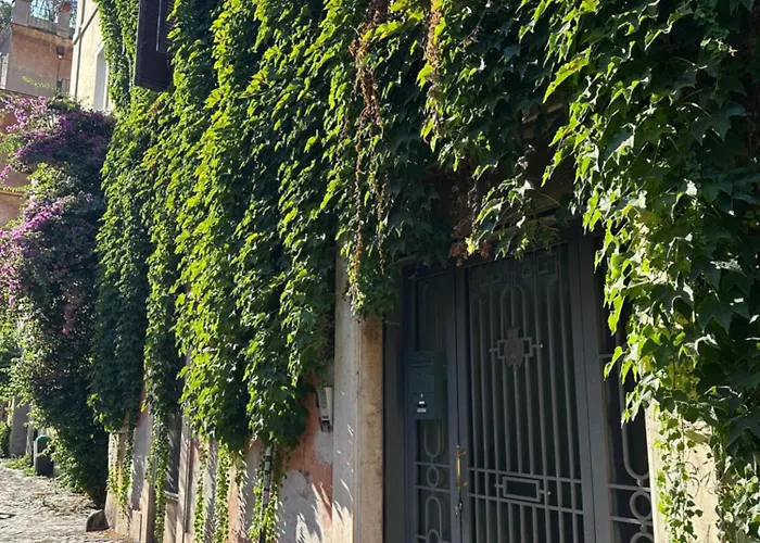 Bruno Domus Trastevere Apartment Rome