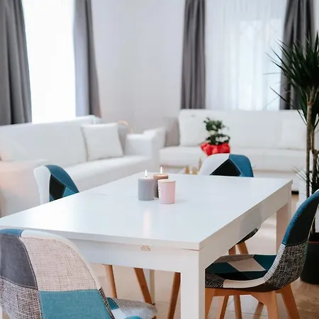 Bruno Domus Trastevere * Roma