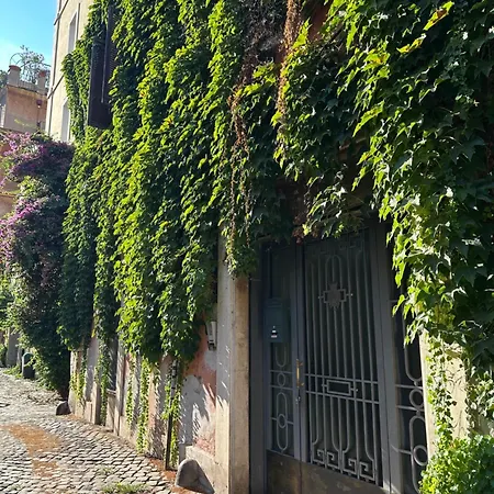 Bruno Domus Trastevere アパート ローマ